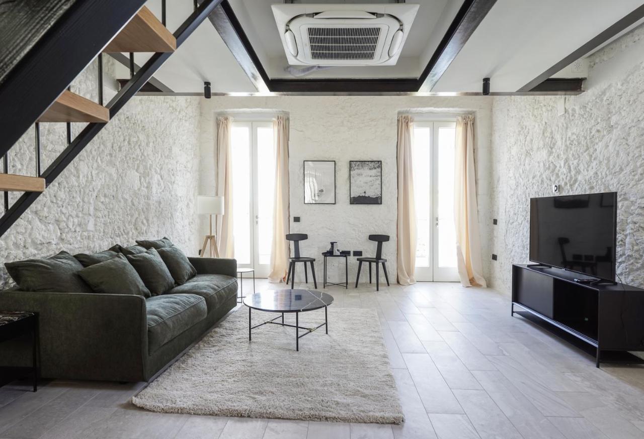 Su Meri Mannu Stampace - Luxury Apartment - Terrace 칼리아리 외부 사진